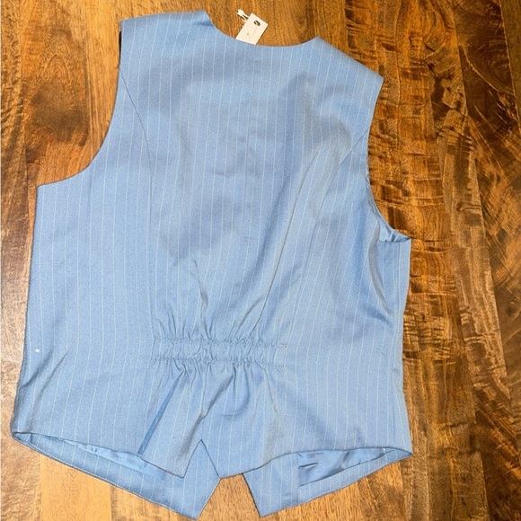 Steve Madden Cute Summery Vest - Picture 8 of 8